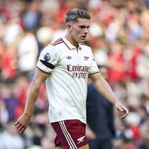 给他时间！萨卡：约克雷斯首秀让我印象深刻，我认为他表现很好